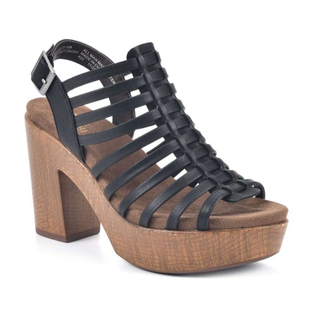 $10 NEW PLATFORM FISHERMAN SANDAL SIZE 10 - BLACK